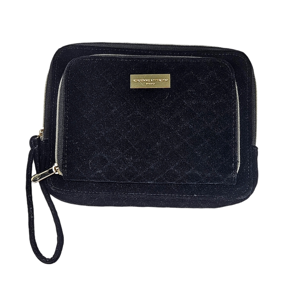 Adrienne Vittadini Black Quilted Velvet Charging FRNT PKT Clutch
